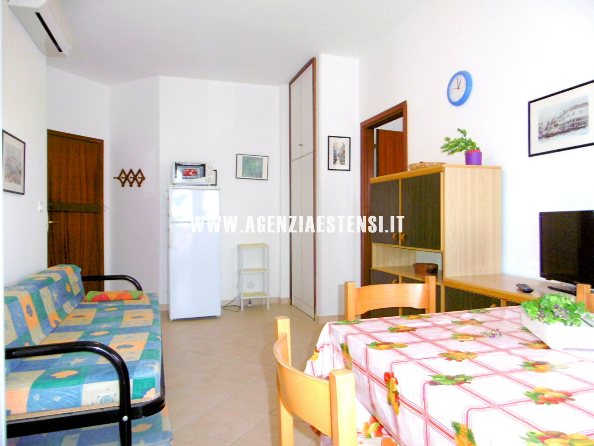 appartamento lido degli estensi affitto