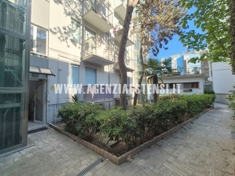 giardino interno condominiale