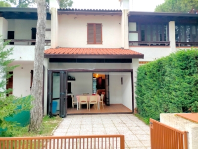 villetta con posto auto