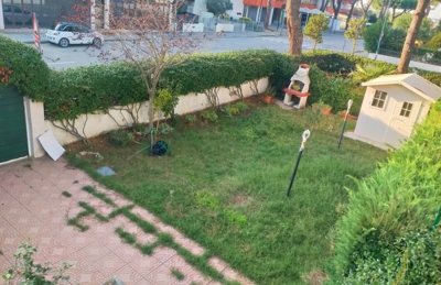 vista sul giardino recintato