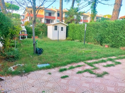 giardino attrezzato