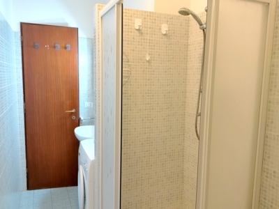 comoda cabina doccia