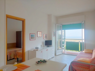 soggiorno con vista mare